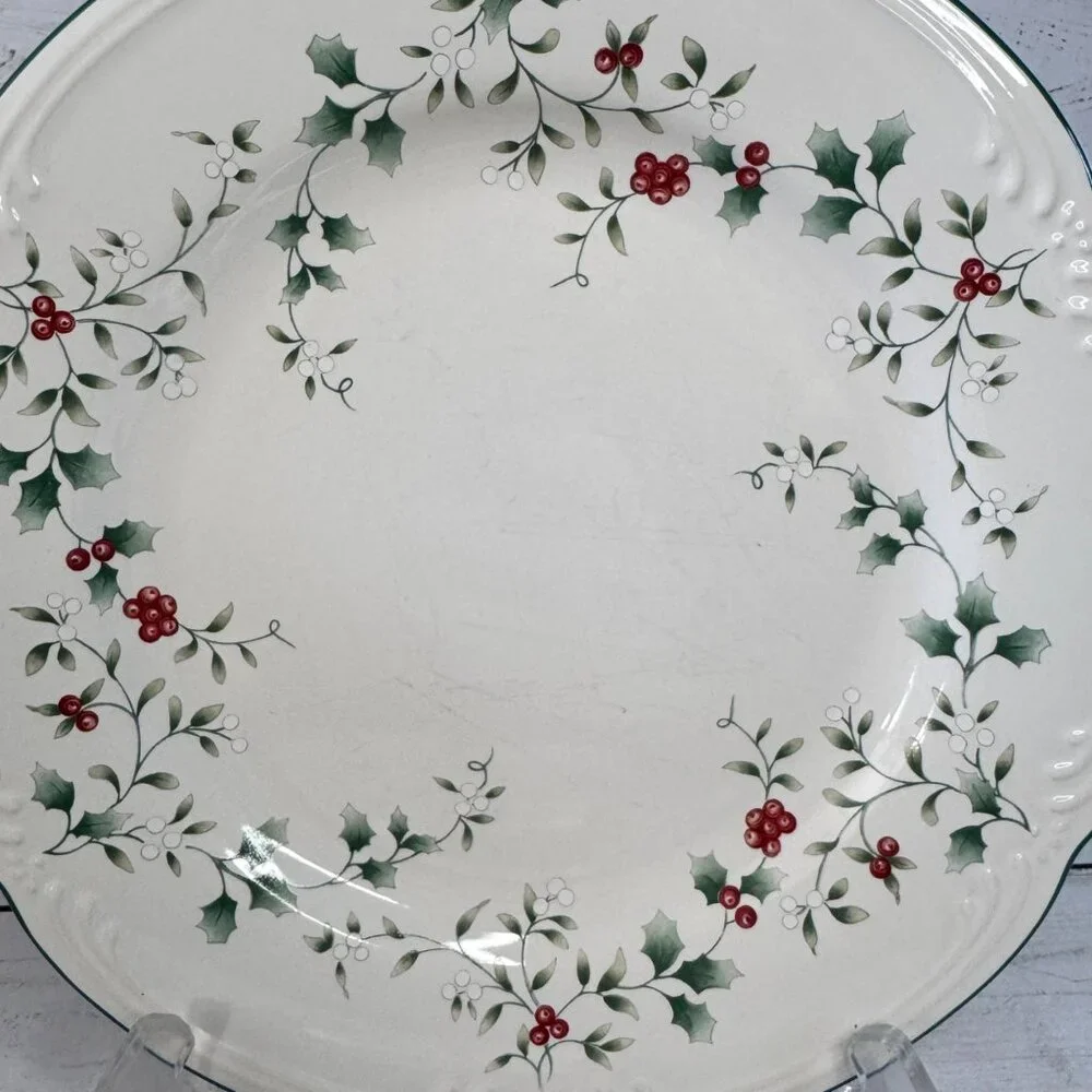 Pfaltzgraff Winterberry 10
